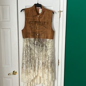 Origami Size Plus Western Vest. NWT